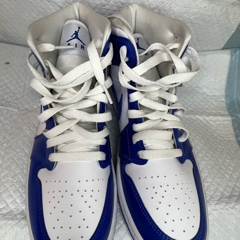 Air Jordan for men never ware like new